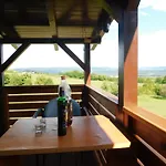 Шале Vodny Horsky Park Poruba