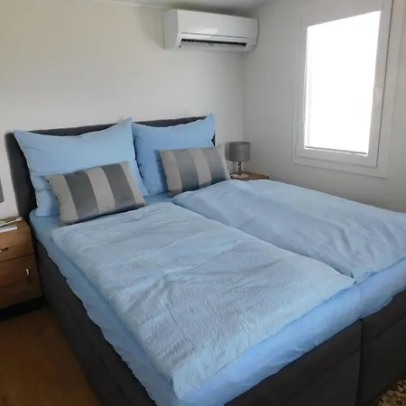 Vodny Horsky Park 木屋 Poruba